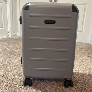 Solgaard Large Carry On Closet